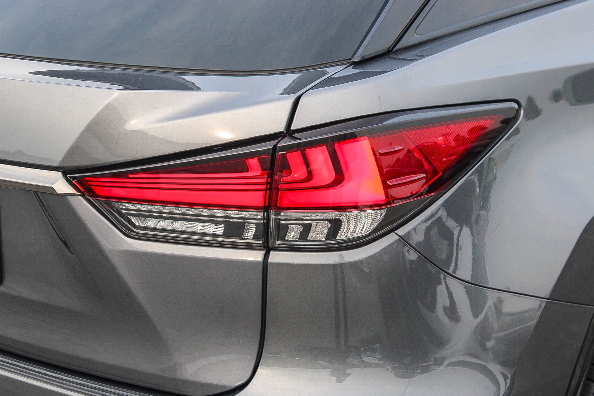 Used 2022 Lexus RX 450h F Sport w/ Accessory Package image 10