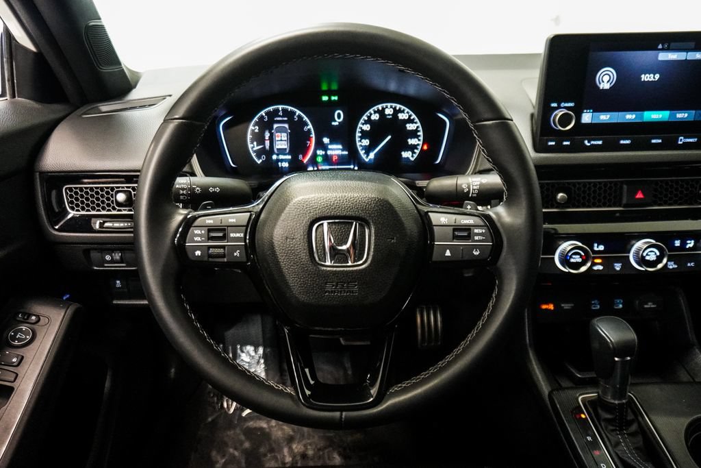 Used 2025 Honda Civic Sport image 12