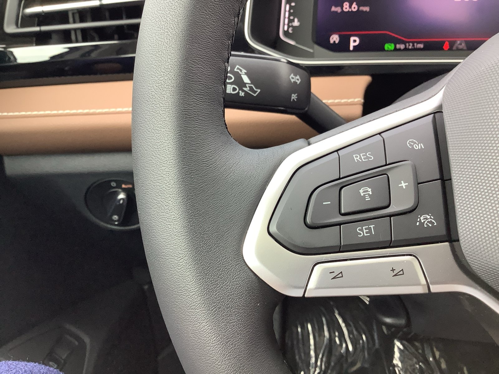 New 2026 Volkswagen Jetta SEL FWD image 27