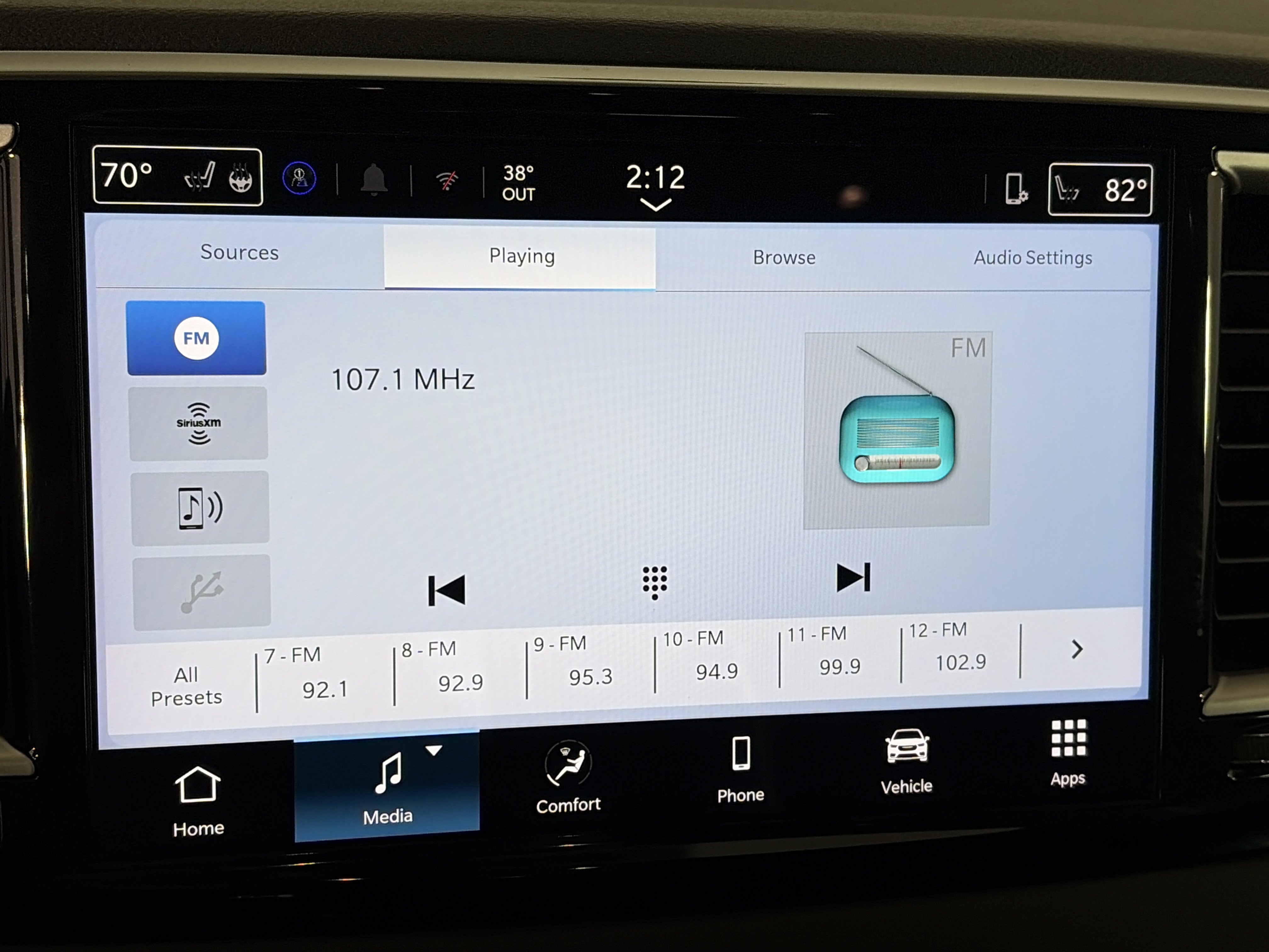 Used 2026 Chrysler Pacifica Select image 18