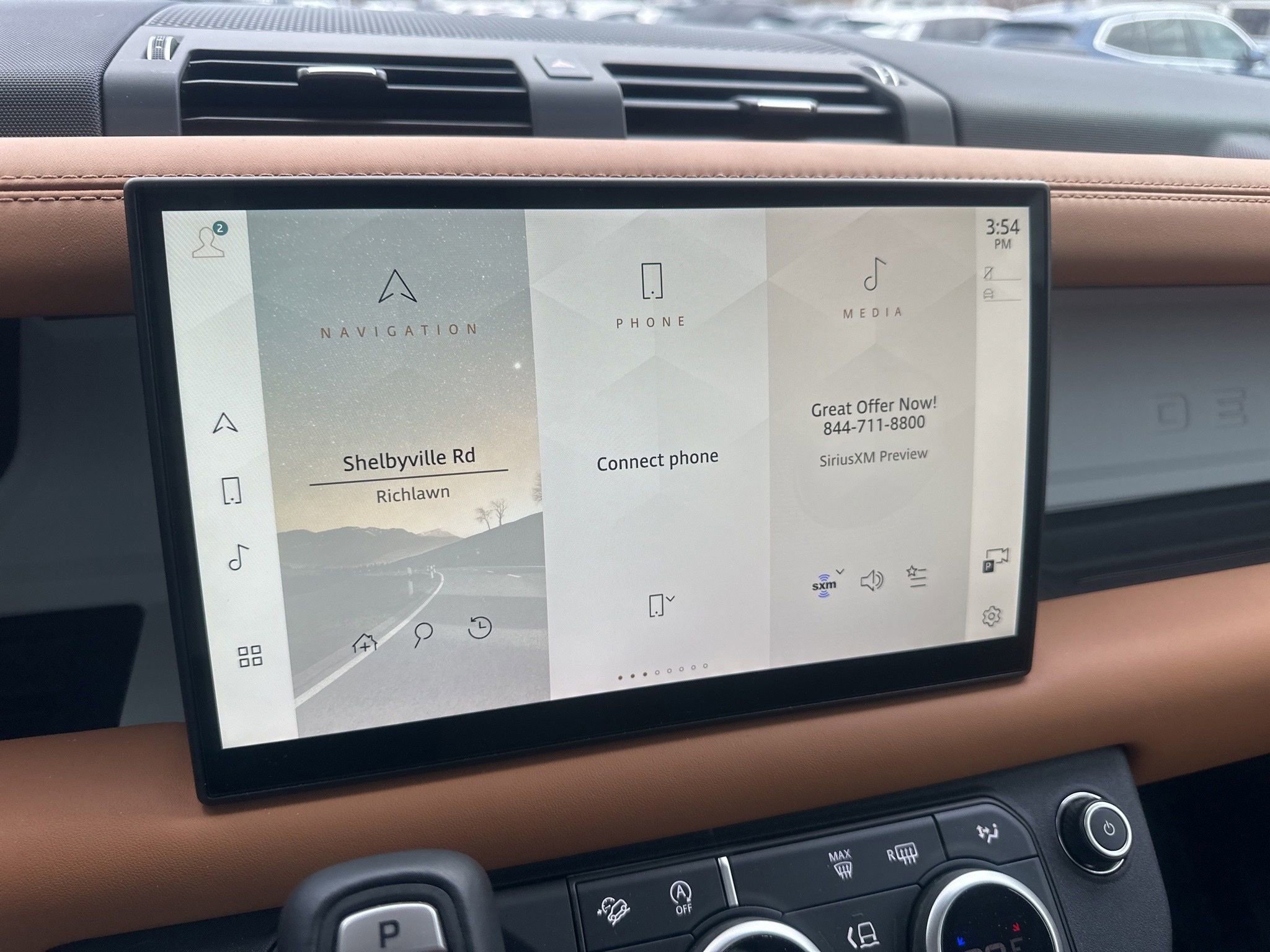 Used 2024 Land Rover Defender 130 S image 32