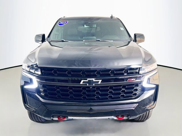 Used 2023 Chevrolet Suburban Z71 w/ Luxury Package image 2