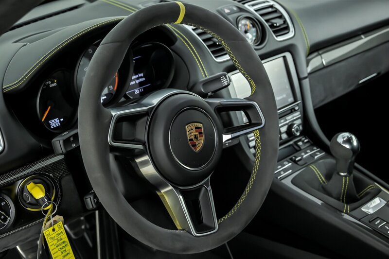 Used 2016 Porsche Cayman GT4 RWD image 19
