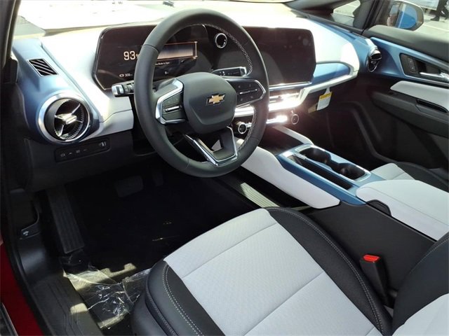 New 2025 Chevrolet Equinox EV LT image 5