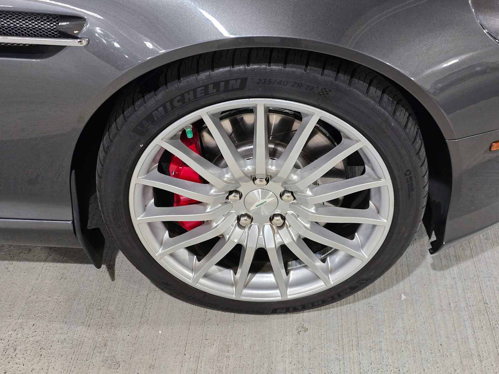 Used 2008 Aston Martin DB9 Volante image 9