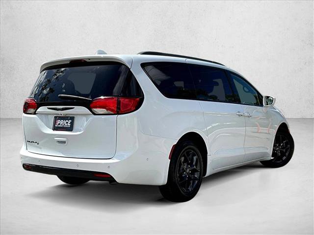 Used 2020 Chrysler Pacifica Touring-L Plus w/ Advanced Safetytec Group video 2