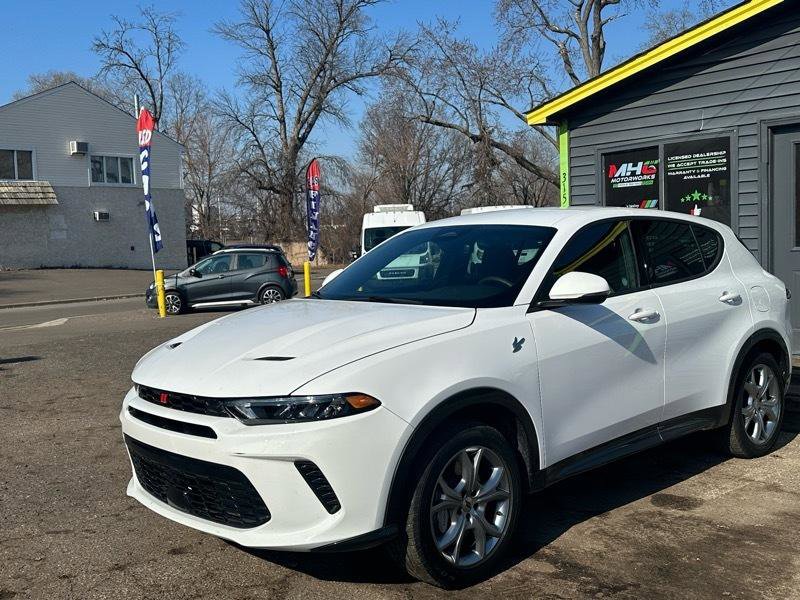 Used 2024 Dodge Hornet R/T image 3