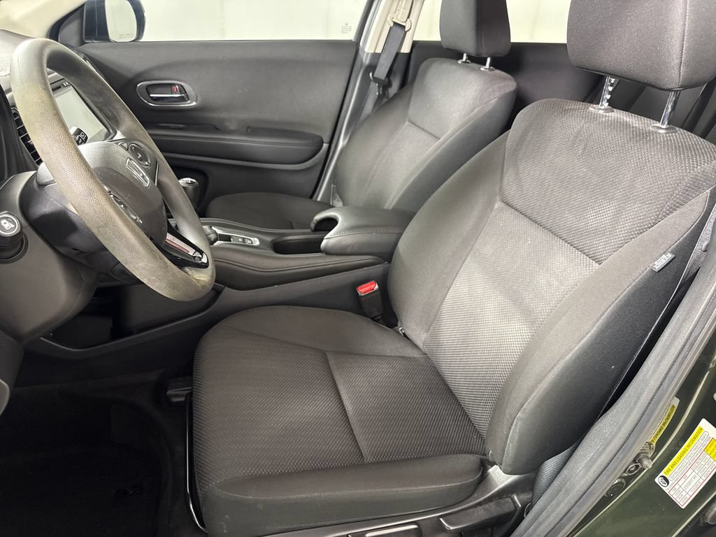 Used 2017 Honda HR-V EX image 10