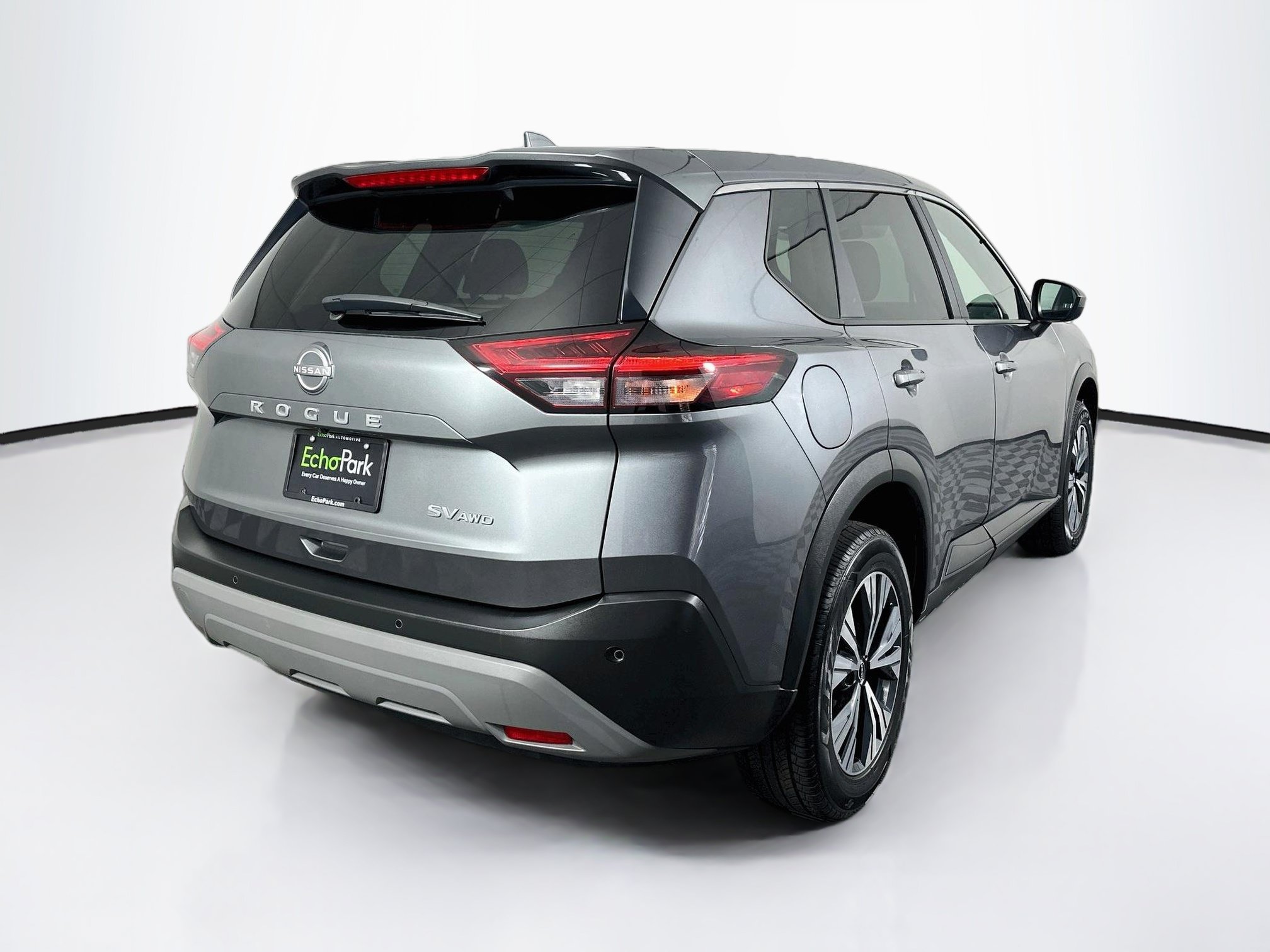 Used 2023 Nissan Rogue SV AWD/4WD image 9