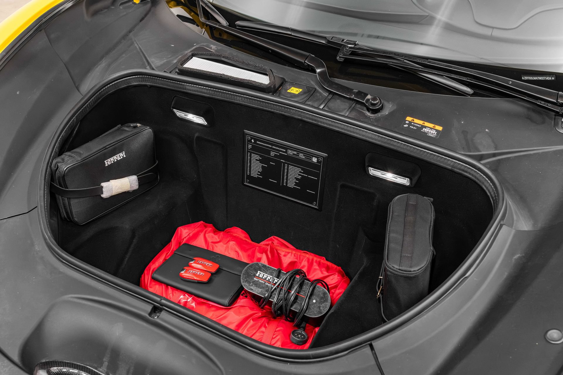 Certified 2022 Ferrari F8 Tributo RWD image 23
