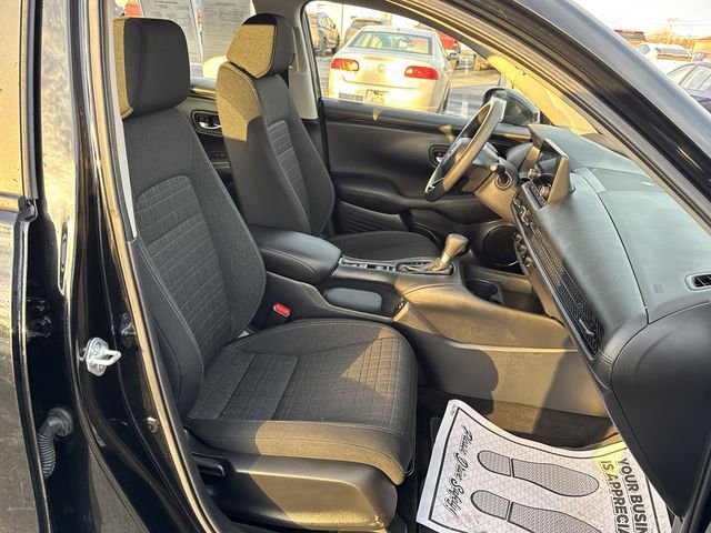Used 2024 Honda HR-V LX image 27