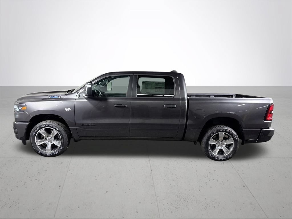 New 2026 RAM 1500 Express AWD/4WD image 9