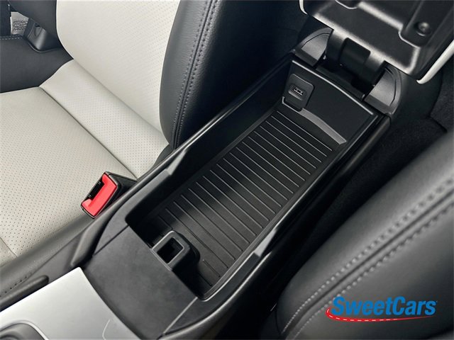 Used 2024 Porsche 718 Cayman Style Edition image 24