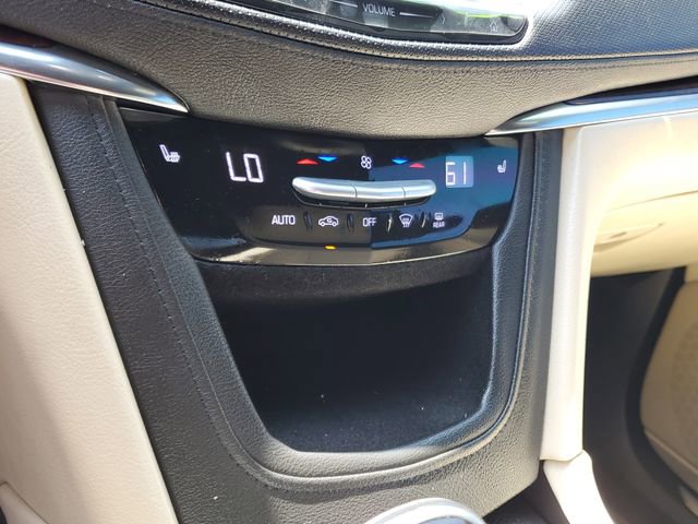 Used 2018 Cadillac XT5 Luxury w/ Driver Awareness Package FWD image 22