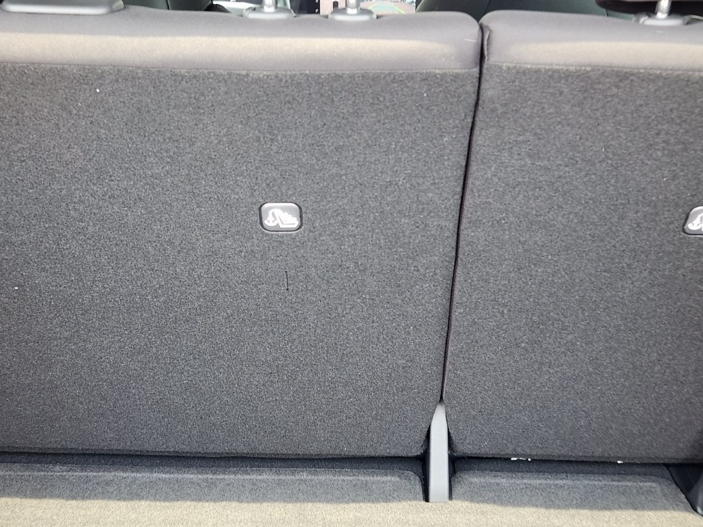 New 2026 Nissan Leaf w/ Floor Mat Package (S+) FWD image 17