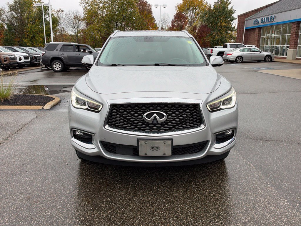 Used 2017 INFINITI QX60 Luxe w/ Premium Plus Package AWD/4WD image 7