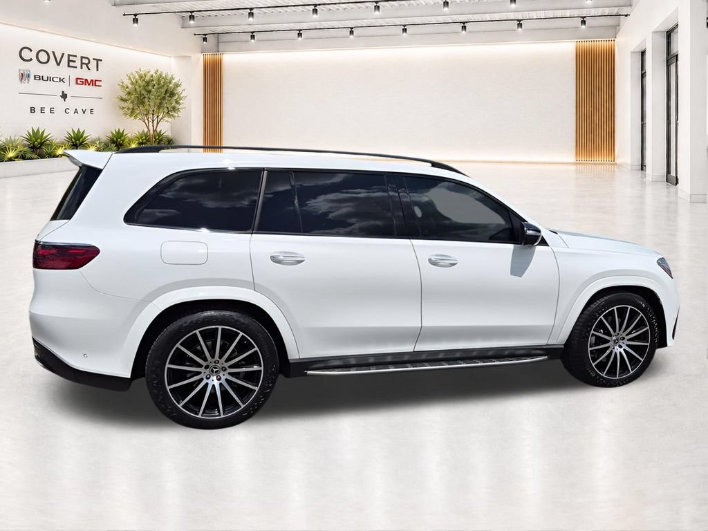 Used 2024 Mercedes-Benz GLS 580 4MATIC image 15
