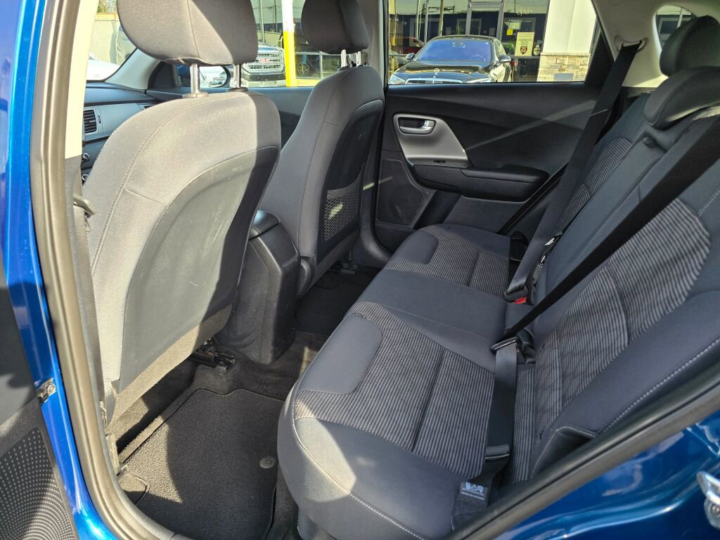 Used 2019 Kia Niro LX image 19