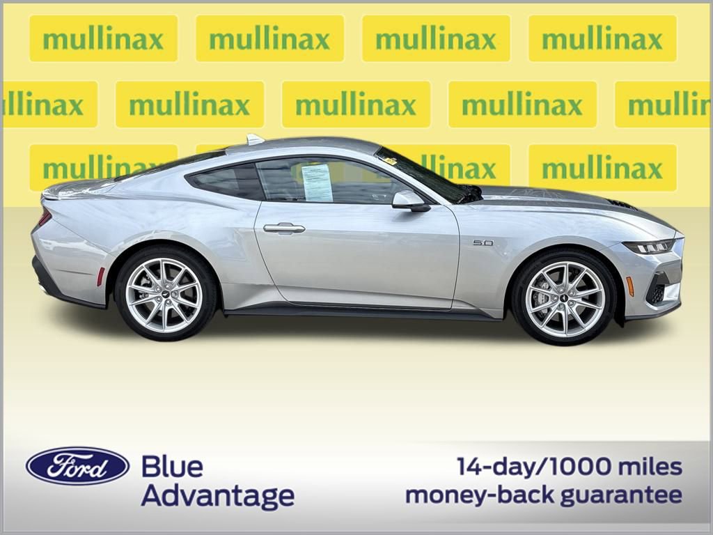 Used 2024 Ford Mustang GT Premium image 2