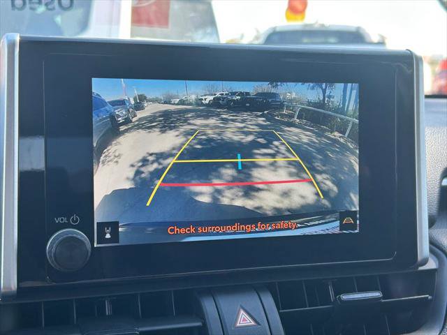 Certified 2025 Toyota RAV4 Woodland Edition image 31