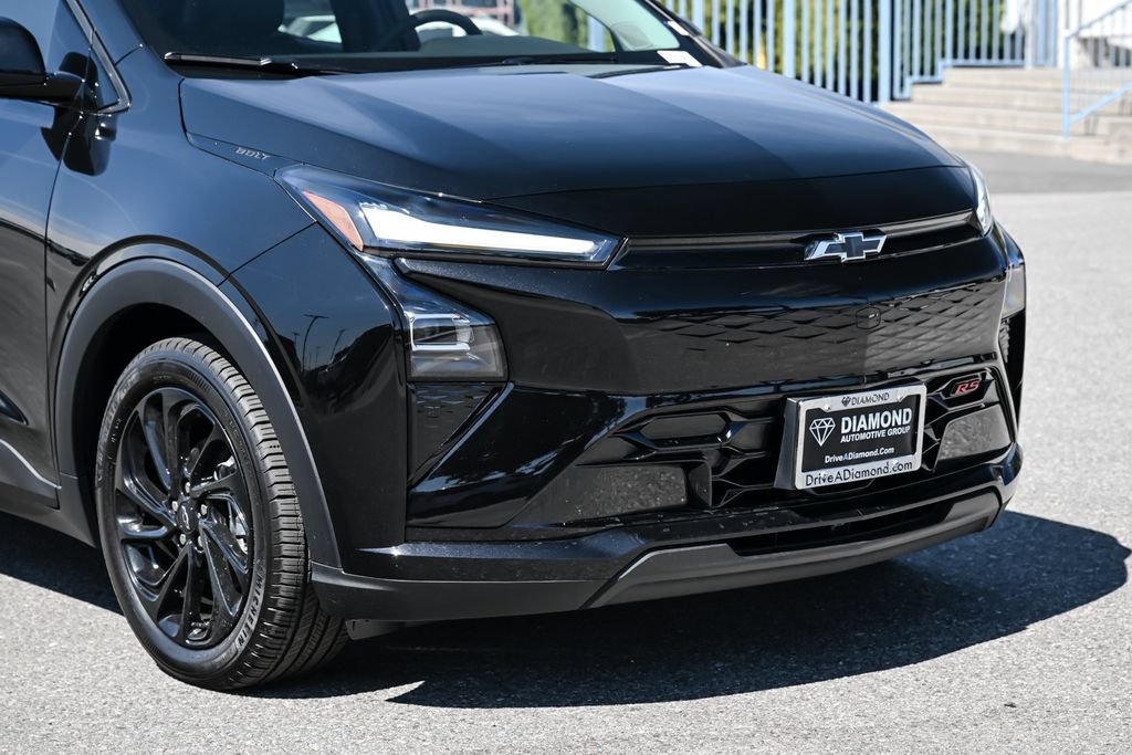 New 2027 Chevrolet Bolt RS FWD image 9