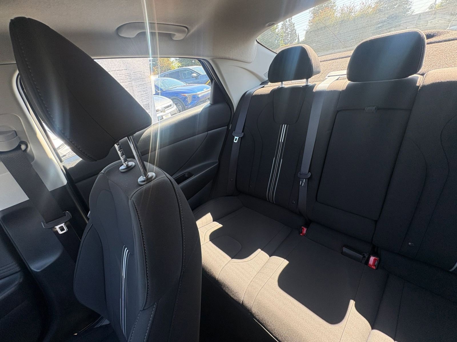 Used 2025 Hyundai Elantra SEL FWD image 40
