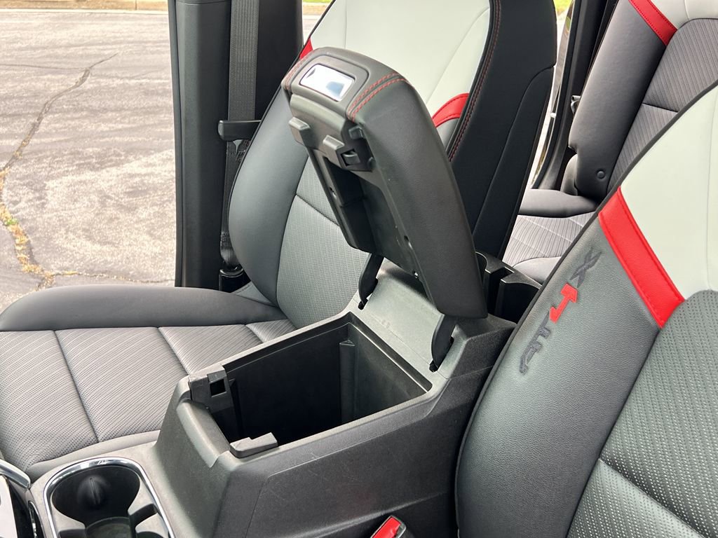 Used 2023 GMC Canyon AT4X image 19