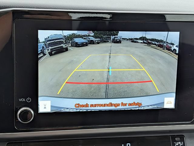 Used 2025 Toyota Camry LE FWD image 17