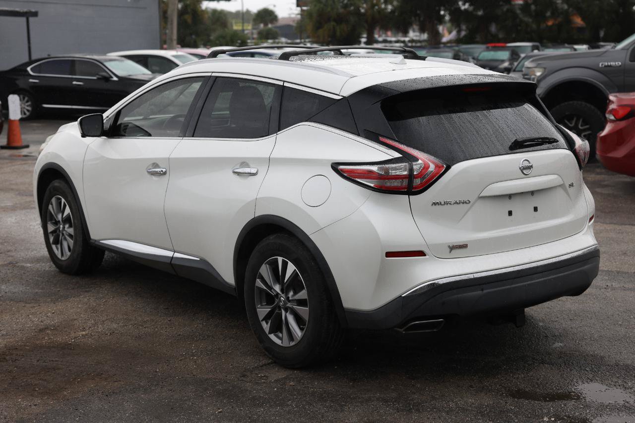 Used 2015 Nissan Murano S FWD image 5