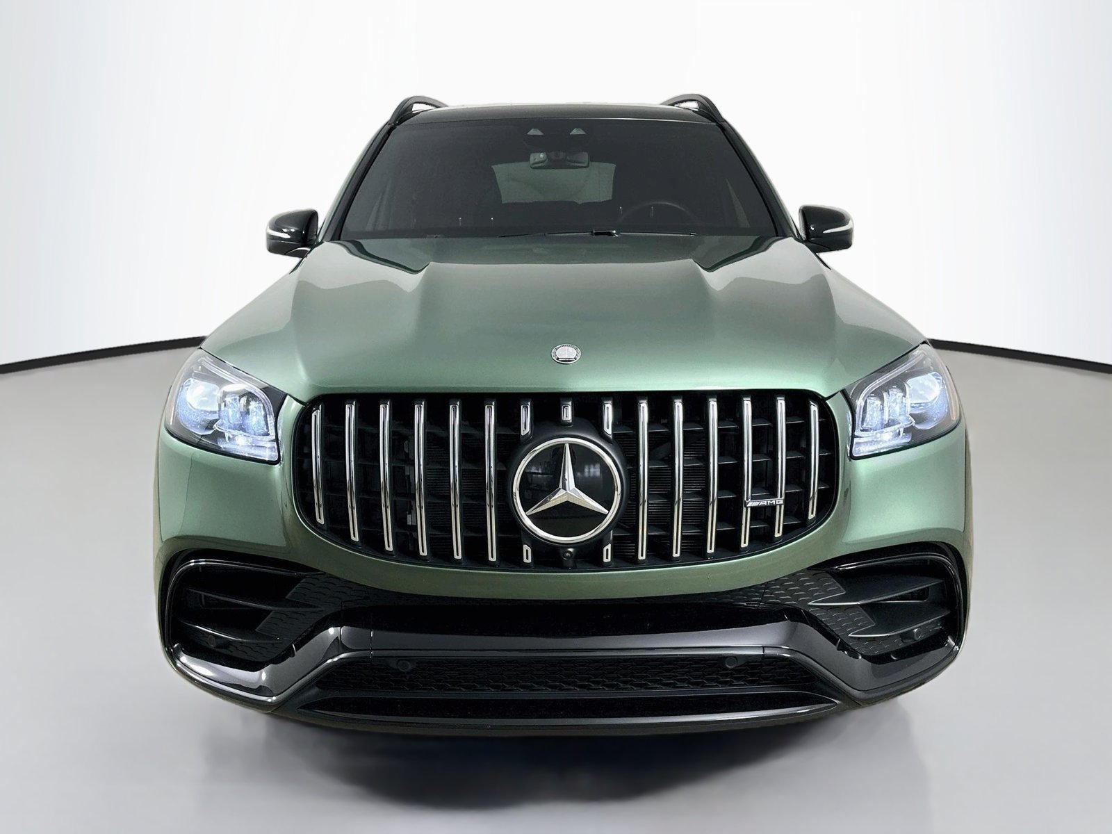 Used 2026 Mercedes-Benz GLS 63 AMG 4MATIC image 2