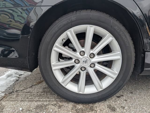 Used 2014 Toyota Camry XLE w/ Leather Package image 25