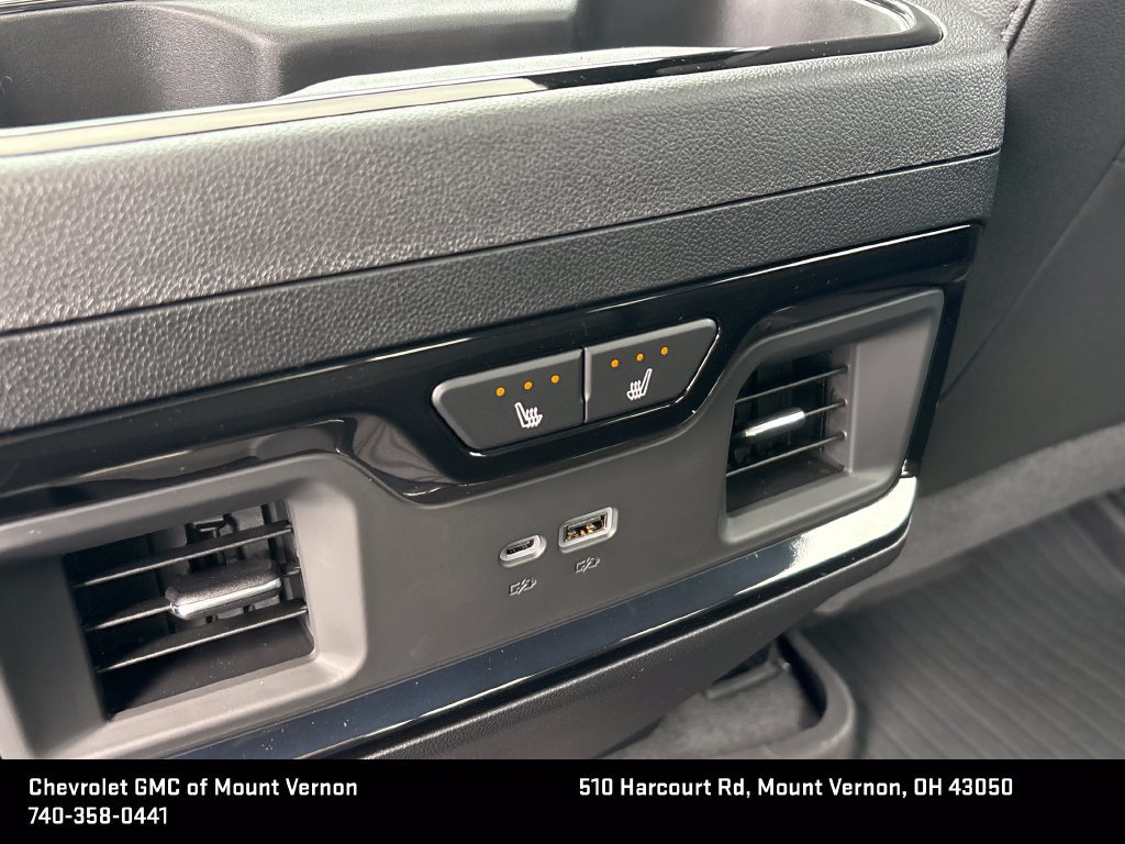 New 2026 GMC Sierra 3500 AT4 w/ AT4 Premium Plus Package AWD/4WD image 33