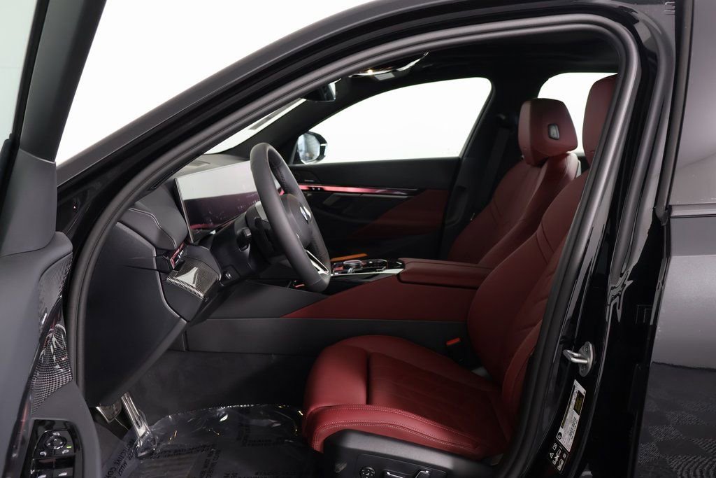 New 2026 BMW 540i xDrive w/ M Sport Package image 6