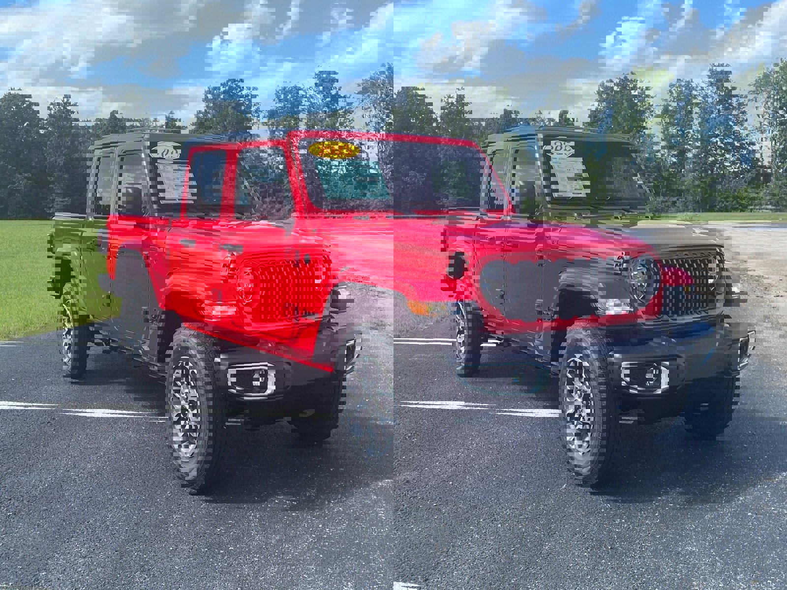 New 2025 Jeep Gladiator Sport image 3