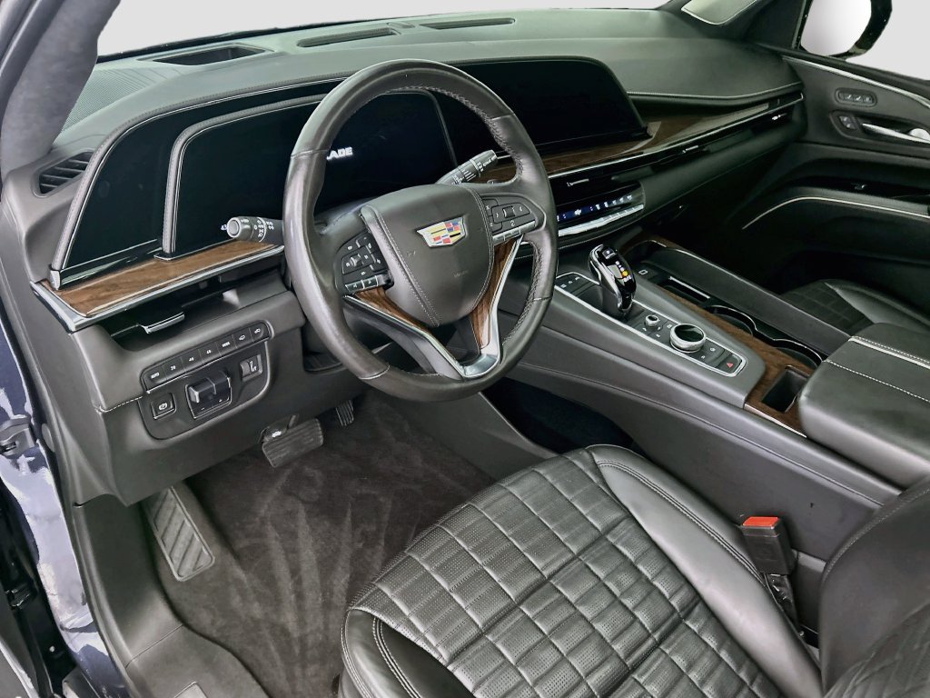Used 2023 Cadillac Escalade Sport Platinum w/ Heavy-Duty Trailer Package AWD/4WD image 9
