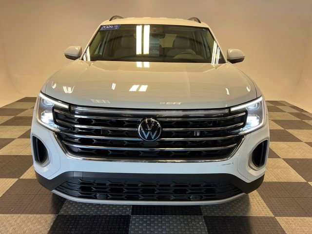 Certified 2024 Volkswagen Atlas SE FWD image 2