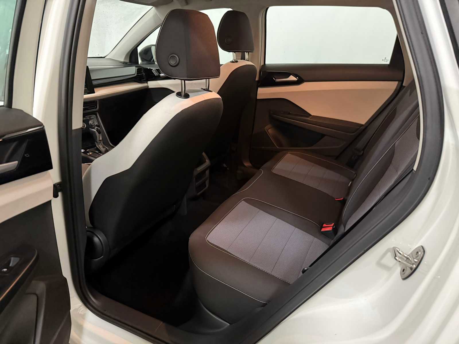 Certified 2025 Volkswagen Taos S image 22