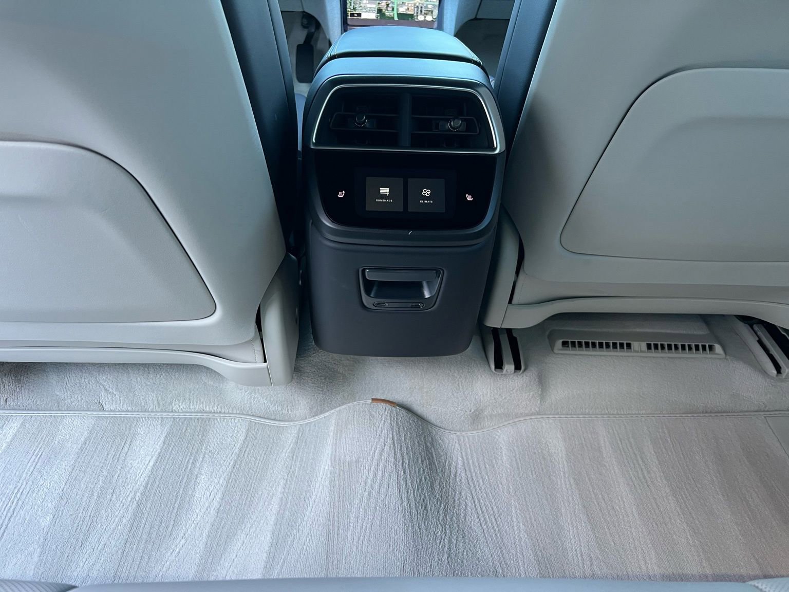 Used 2024 Lucid Air Touring image 49