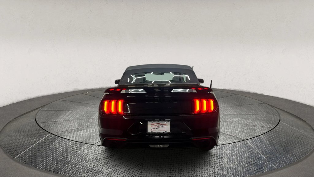 Used 2020 Ford Mustang Premium image 7