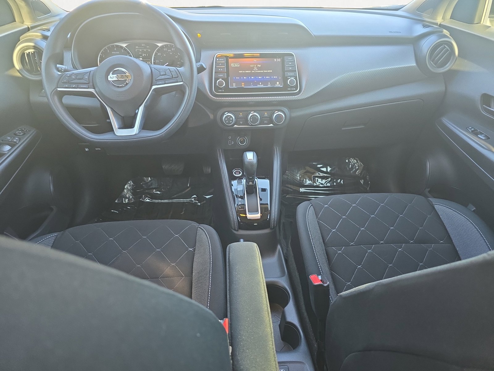 Used 2019 Nissan Kicks S image 3