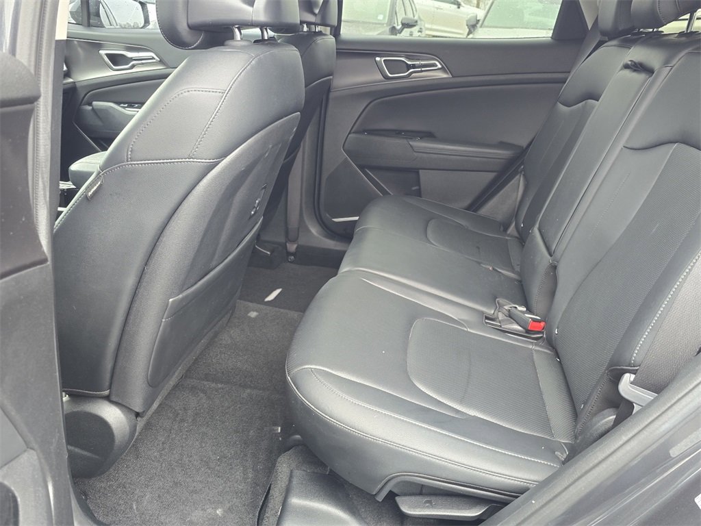 Certified 2023 Kia Sportage EX image 10