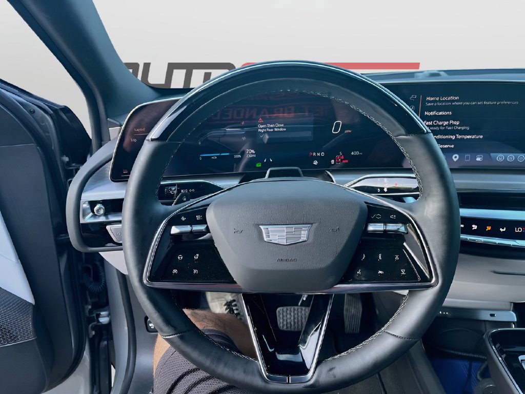 Used 2026 Cadillac Lyriq Luxury RWD image 11
