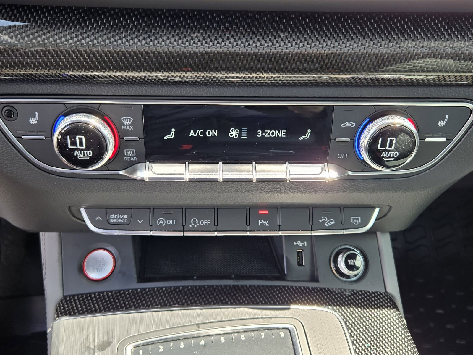 Used 2018 Audi SQ5 Prestige w/ Prestige Package image 17