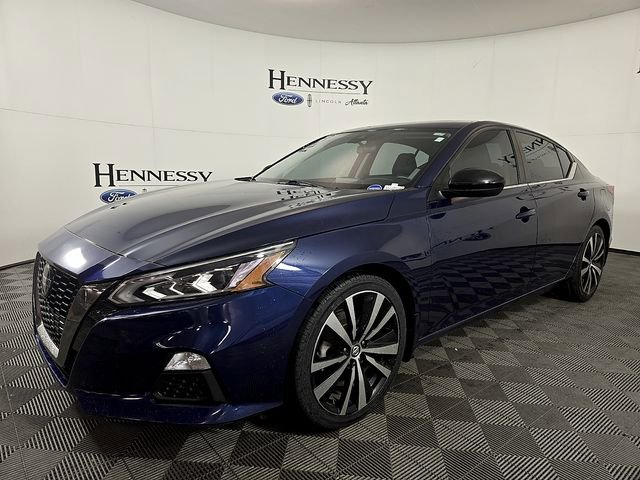 Used 2021 Nissan Altima 2.5 SR FWD image 2