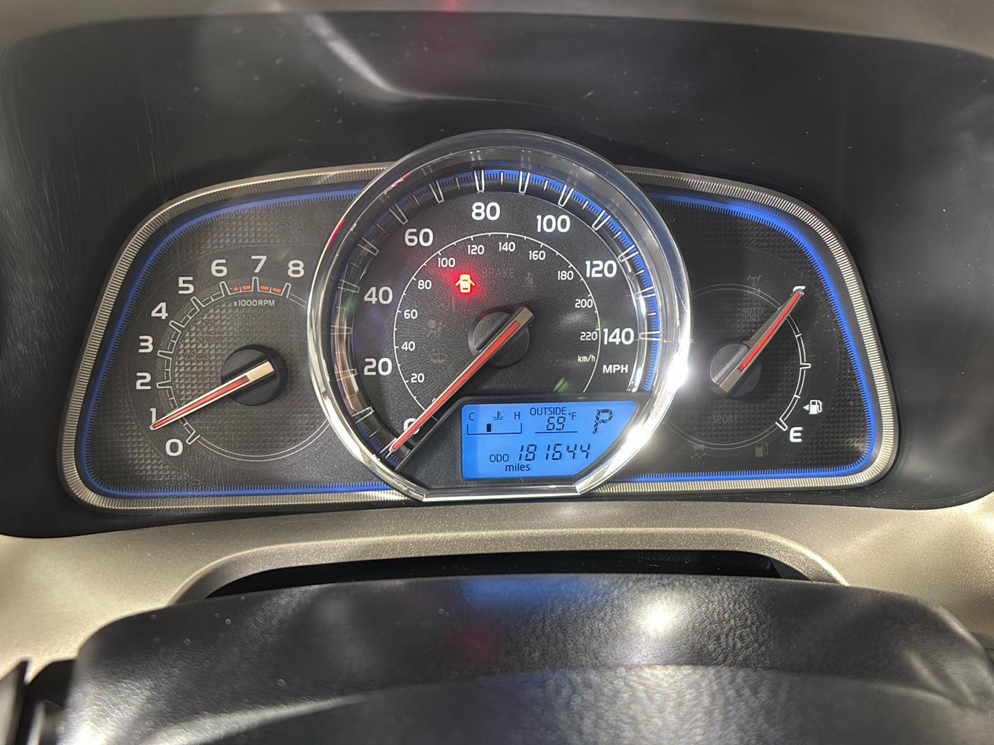 Used 2015 Toyota RAV4 Limited AWD/4WD image 3