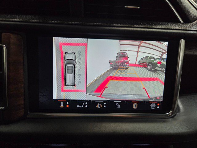 Used 2023 GMC Yukon XL Denali Ultimate AWD/4WD image 58