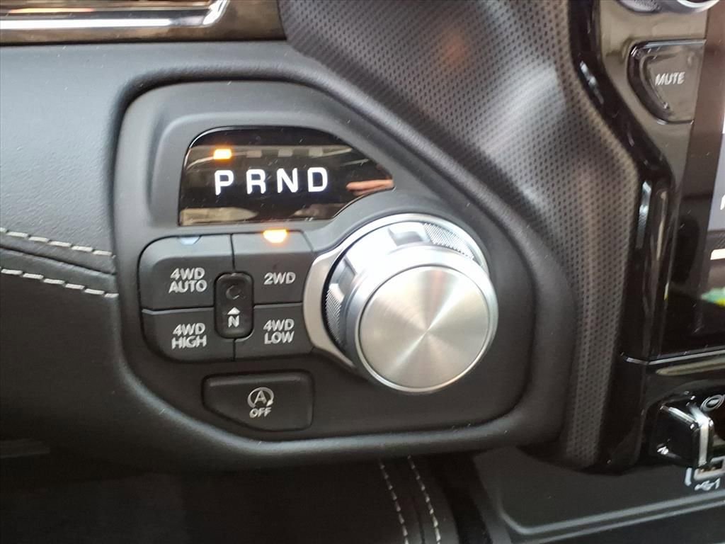 Used 2026 RAM 1500 Limited AWD/4WD image 21