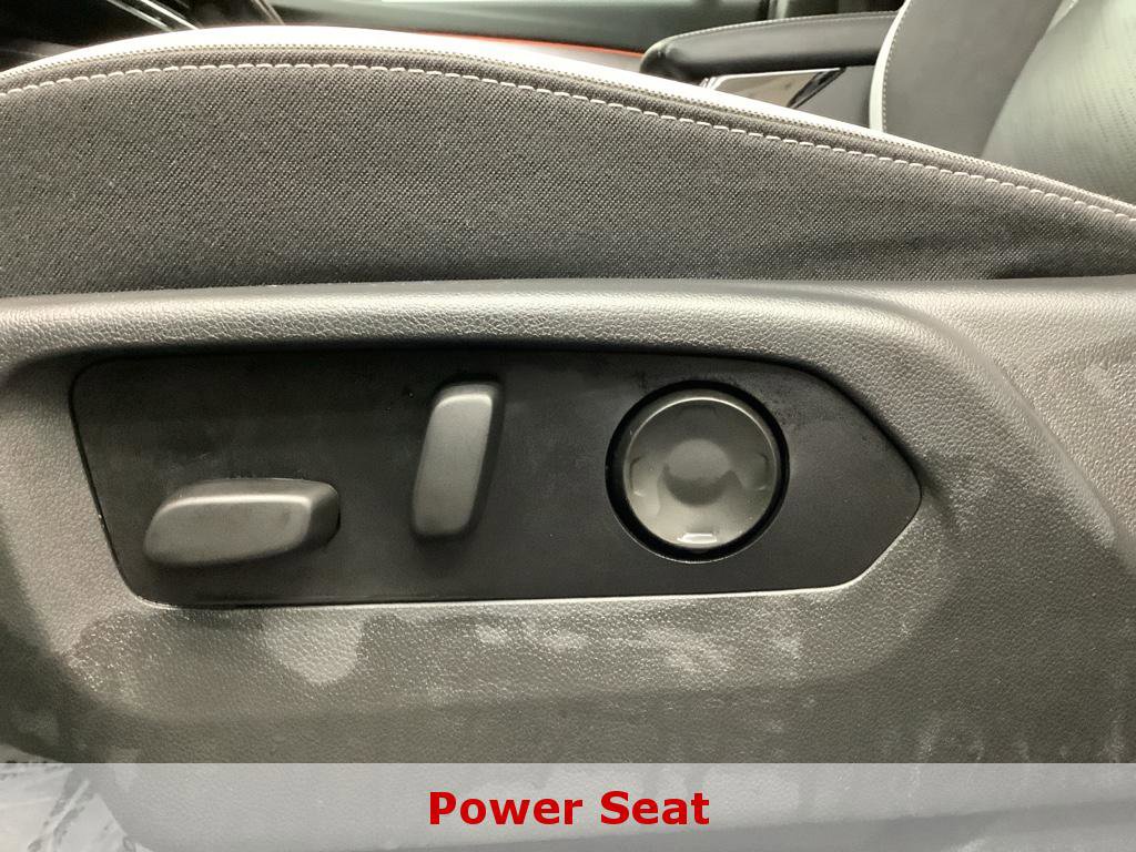 Used 2025 Buick Envision Sport Touring image 15