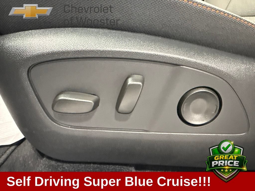 New 2026 Chevrolet Traverse LT w/ Enhanced Driving Package FWD image 29