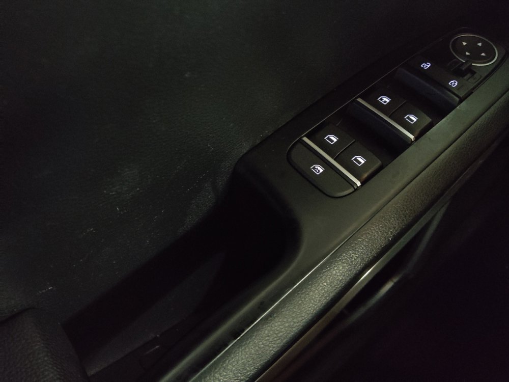 Used 2025 Kia Soul S FWD image 27